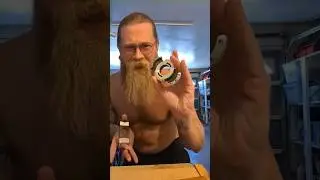 cigar cutter showdown pt 2 $5 guillotine cutter vs $100 Xikar XO, worth it? | Cigarage Reviews