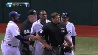 2011/05/04 Upton gets tossed