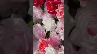 Where color blooms and love blossoms.🍭Meade Wall #flowerdecor #flowers#flowerwalls