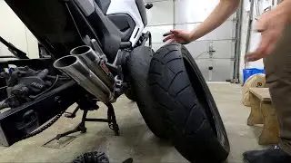 hátsó kerékcsere, le- és felszerelés Honda NC750X-en