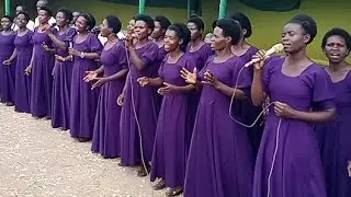 IBYAFATWAGA NK'INZOZI BIBAYE IMPAMO!! Ijwi ry'umungeri choir rya Busunzu church Barazisohoye!!!!!