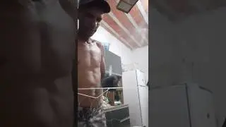 Entralhando uma rede 30 x 30 #caminhoparaumavidamelhor rede  pescadeira #pescar #pescador