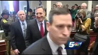 Shumlin 'still struggling' over whether to legalize marijuana