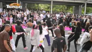 Flash mob Tropiques FM &agrave; la foire de Paris - 