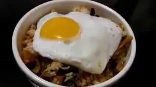 HOW TO COOK KOREAN FRIED RICE (BOKKEUMBAP 볶음밥)