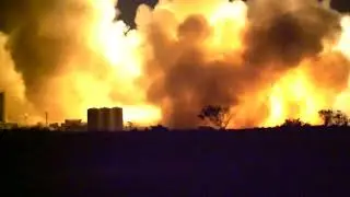 SpaceX&rsquo;s StarHopper First HISTORIC Hop!
