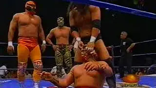 BLUE DEMON JR LLEGA A DEFENDER AL HIJO DEL PERRO AGUAYO ANUNCIANDO EL GRUPO DE LOS PERROS DEL MAL