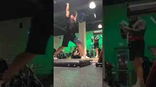 Guy reacting to my 225lbs/102kg Clean and jerk warm up lol.