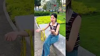 The poor girl lost her rainbow candy 🌈 😂 #funny #comedy #shorts