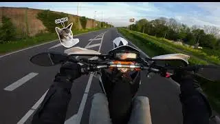 KTM SMC-R 690 - SUMMER ON THE INSIDE