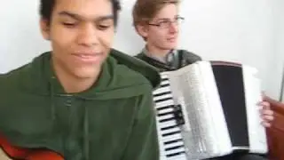 Retro Stefson perform an acoustic version of Salvatore