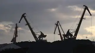 Sanctions bite in N. Korea's trade zone on China, Russia borders