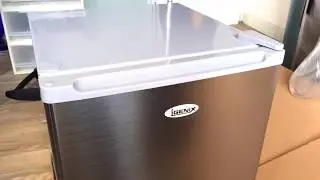 Igenix IG6751 Counter Top Freezer with Lock, 35 Litre, Stainless Steel
