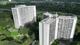43 Thorncliffe Park Drive
