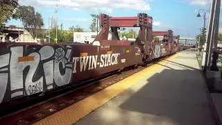 BRAND NEW! BNSF 3785 (ET44C4) leads empty well car train