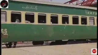 Pakistan Railway 13 up awam express arrive at mahrapur railway station leading ZCUP 40 6353