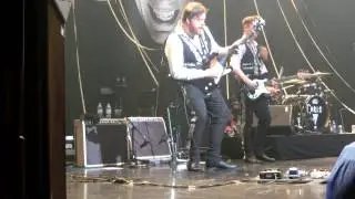 THE HIVES - Tick Tick Boom - Live at Akasaka BLITZ 27 Mar Japan