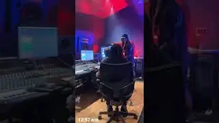 DeeQuincy gates & DC DaVinci in the studio