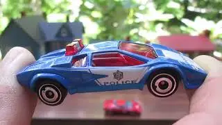 Lamborghini Countach Police Car Hot Wheels Toy Car Unboxing Review - HW Rescue Series - Blue w/ Red