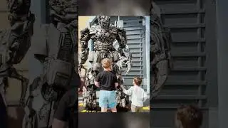 Megatron Meets His Biggest Kid Fan #megatron  #megatron_fans