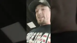REEEEEEEE Neckbeard SJW Freakout over trump shirt