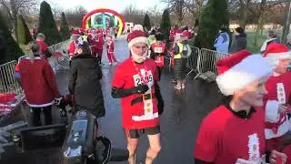 Glasgow Santa Dash 2022 - The Finish Line!