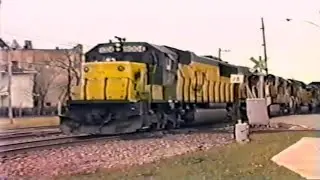 Part 18 1980's Chicago & NorthWestern Trains in Chicago
