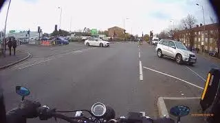 Oblivious red light jumper