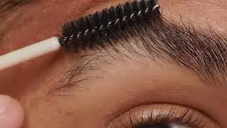 Revlon Designer Series Brow Set,Trimming and Shaping Eyebrow Kit with Brow Scissor and Spoolie Brush