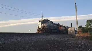 NS AC44C6M leads a manifest in Montpelier, OH
