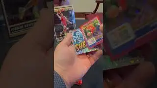 Found a Jaden Ivey Numbered Card in this 2023-24 NBA Hoops Premium Stock pack opening #panini