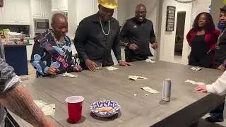 Left Right Center game