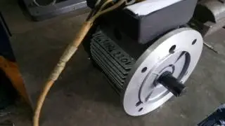 АИ1Е71В2 электродвигатель однофазный 220 вольт (1,1квт 3000об)