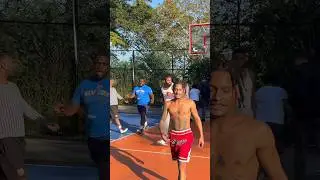Great Ball Movement #teambasketball . Randy Too Strong 💪 #subscribe #basketball #nychoops #nycvlog