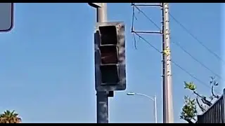Dead Incandescent 3M Green Light (Morena Blvd & W Morena Blvd)