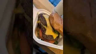 Reviewing Basic Burger in Tysons Corner, VA #burger #foodie #foodreview #food