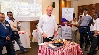Formation Maître d'hôtel, Maître du service et des arts de la table par le MOF Thierry MILLET