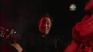 Springsteen Crashes Into The Camera (in 720p HD) at Superbowl XLIII