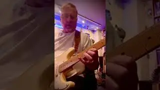 Holdin&rsquo; on to love. Jay Graydon guitarsolo.