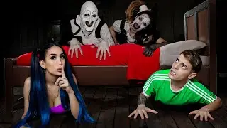 NOS ESCONDEMOS DE LOS PAYASOS