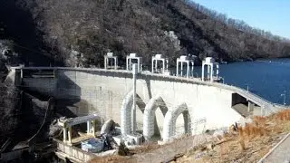 Tour of Smith Mountain Dam and Visitor Center at Smith Mountain Lake, Virginia