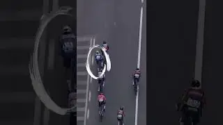 An incredible aerial view of Philipsen charging down the Via Roma to seal Milano-Sanremo victory! 👏
