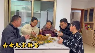 妹妹远嫁贵州，浙江的娘家人远赴1500多公里来做客，看妹夫做啥吃的来招待