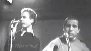 Simon & Garfunkel - Richard Cory - Live at Granada