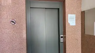 Absolutely terrible and slow Kleemann hydraulic lift - Sinđelićeva 5 - Smederevo, Serbia