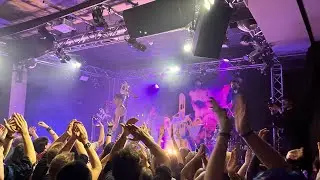 Des Rocs - “Used to the Darkness” Live in Berlin 25.01.2024