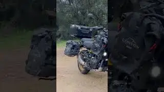 Givi Canyon GRT 720 on Royal Enfield 450 Himalayan #royalenfield #travel #roadtripmoto #himalayan