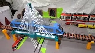 Woopy bridge for the Dickie Toys city train