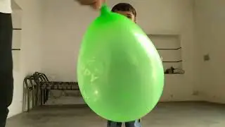 BIG BALLOON burst while blowing up | Kid got scared | popping balloons | FunEx Family #balloon