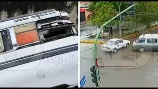 Se pasó en semáforo rojo y lo chocaron.